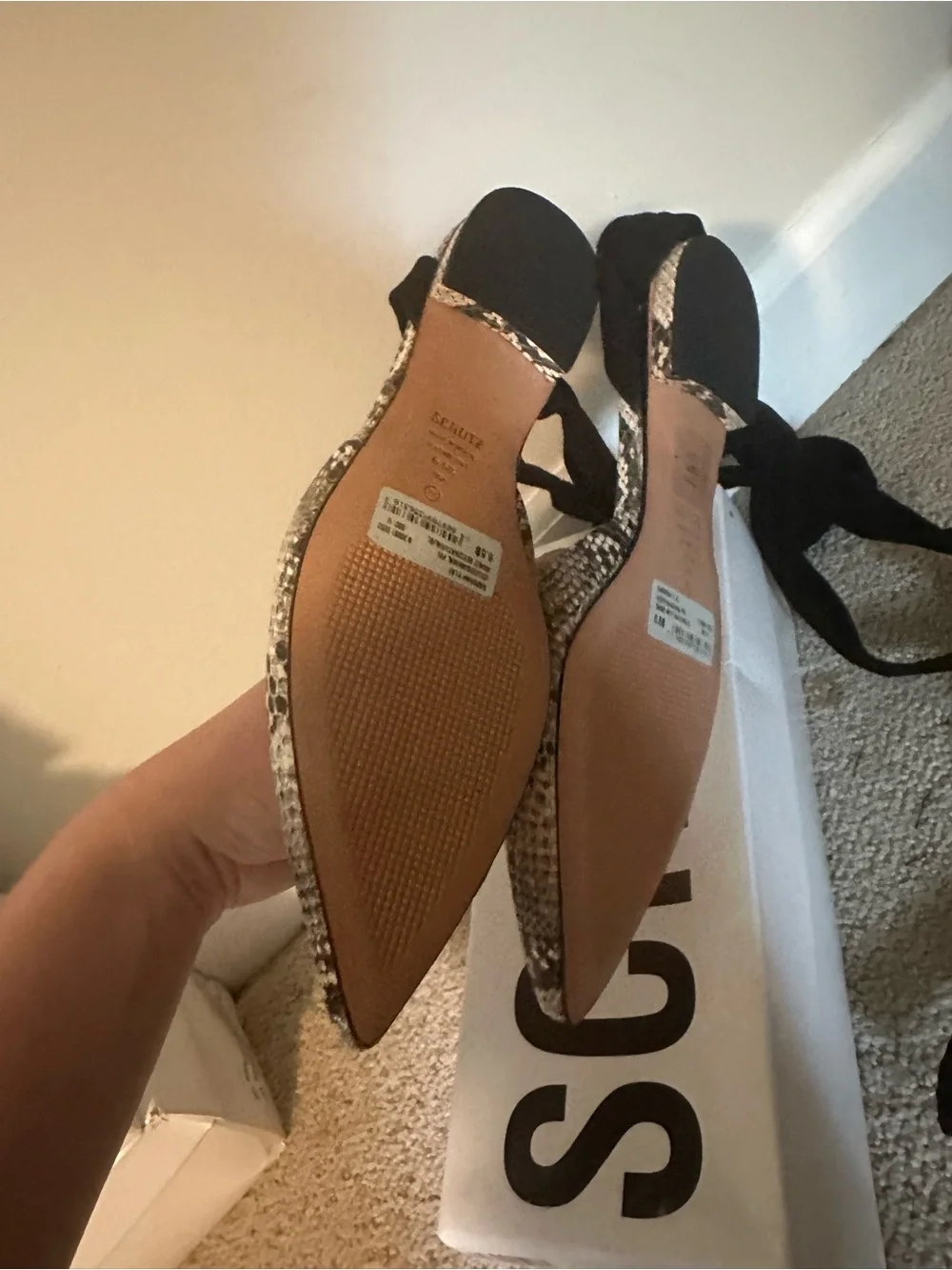 NWT Schutz Barbrah pointed flats snakeskin leather 6.5